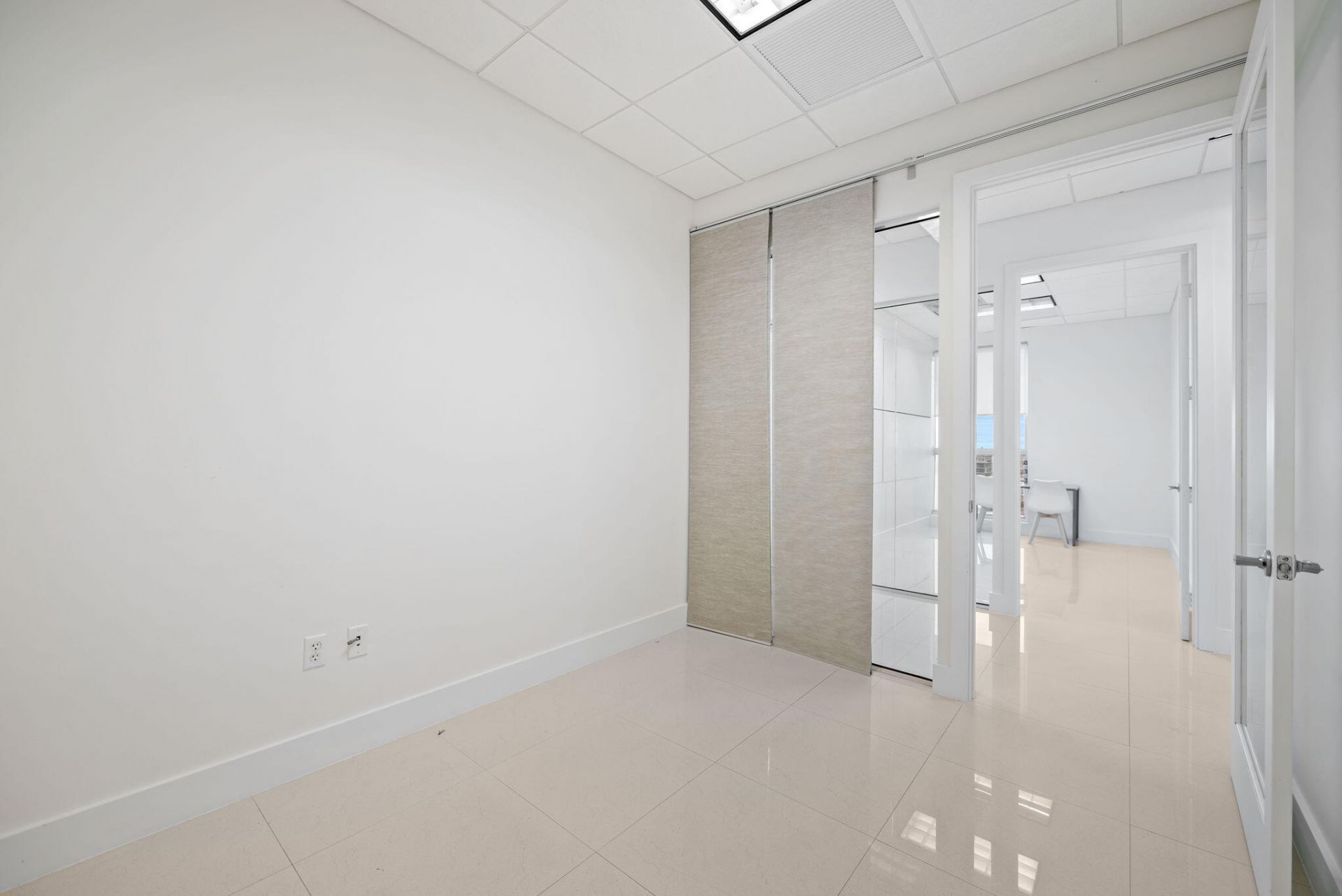 175 SW 7th Street, Unit 1600, Miami, FL 33130 Photo