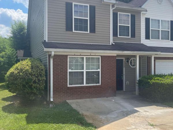 5322 Creekview Lane, Morrow, GA 30260