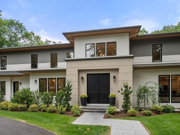 9 Bellevue Road, Wellesley, MA 02481