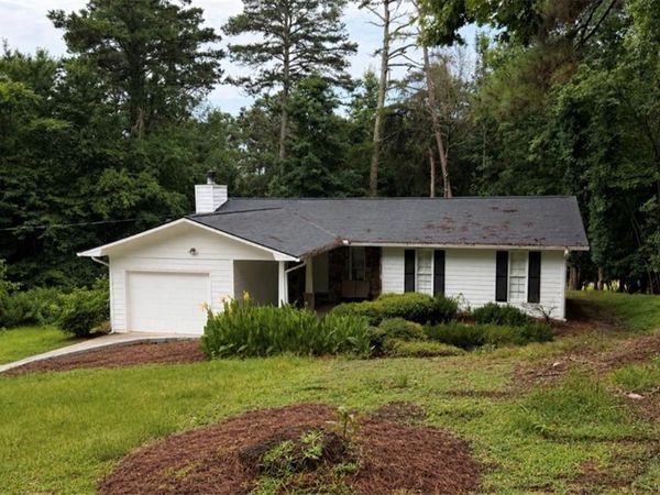 1940 Lakewood Road , Cumming, GA 30041