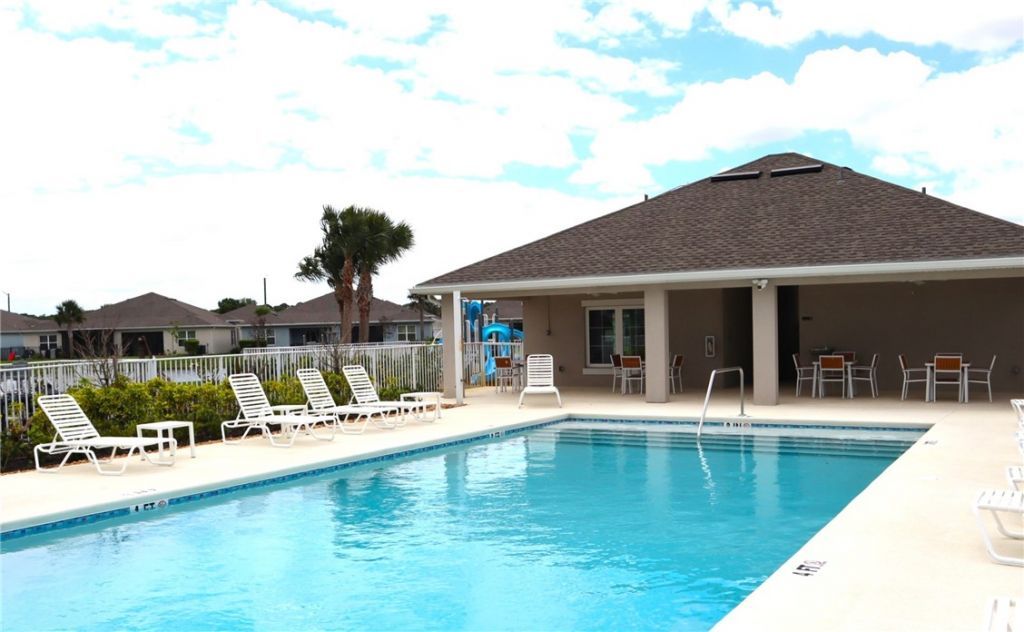 517 Cherimoya Street, Fort Pierce, FL 34981 Photo