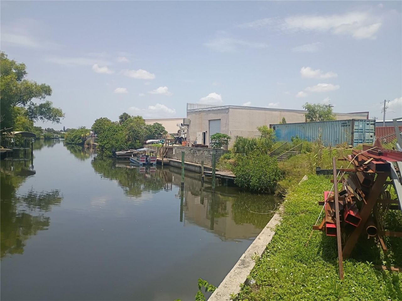 918 SE 9th Lane , Cape Coral, FL 33990 Photo