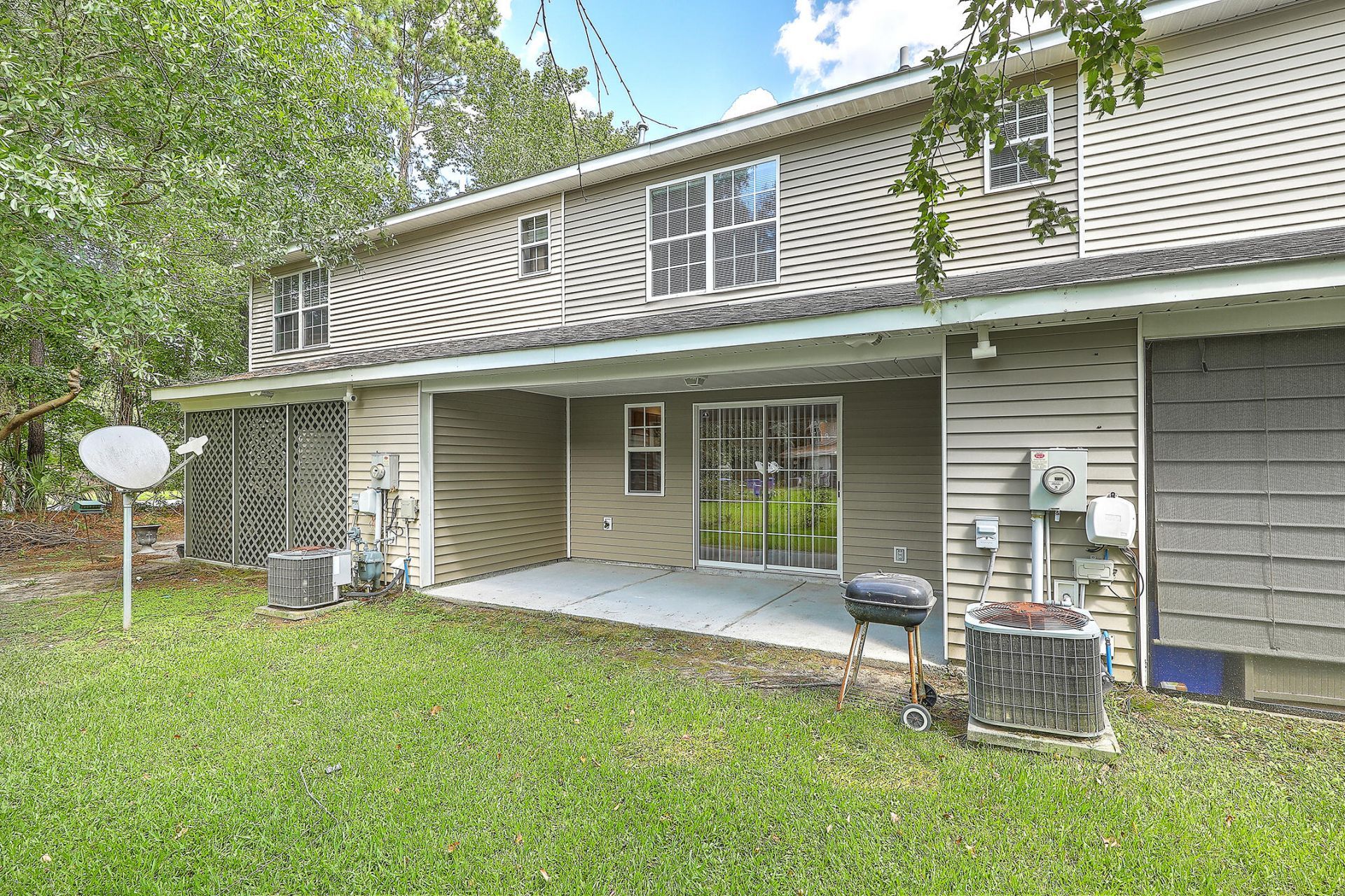 8074 Shadow Oak Drive Photo 24