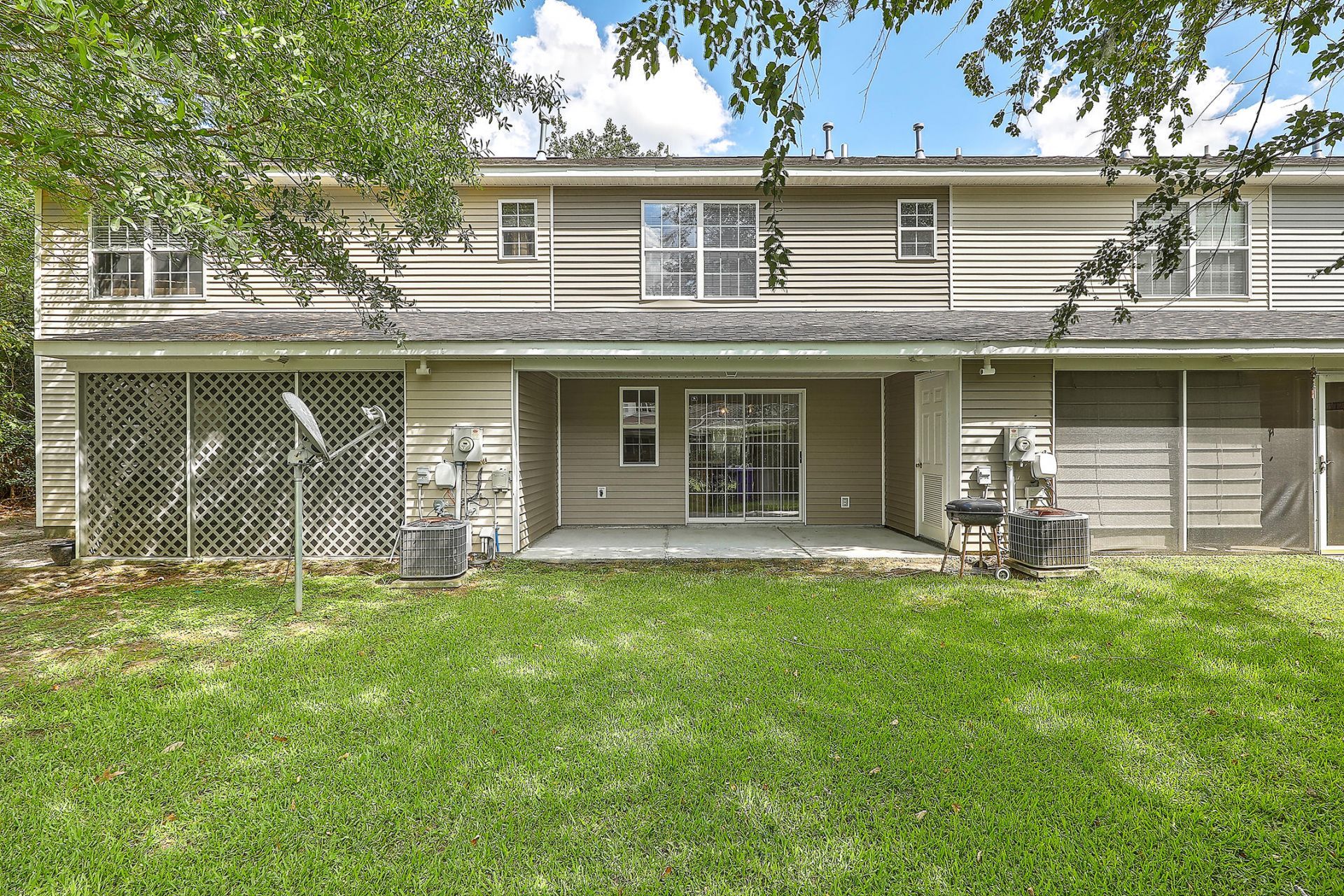 8074 Shadow Oak Drive Photo 25