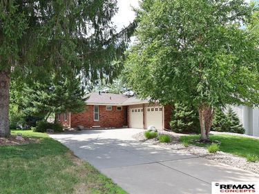 5011 S 67th Street, Lincoln, NE 68516