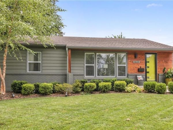 4631 W 61st Street, Fairway, KS 66205