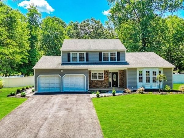 415 Elwood St, Piscataway, NJ 08854