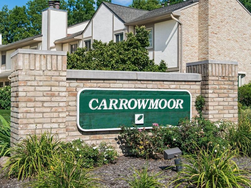 114 Corbins Mill Drive, Unit 4, Dublin, OH 43017 Photo 1