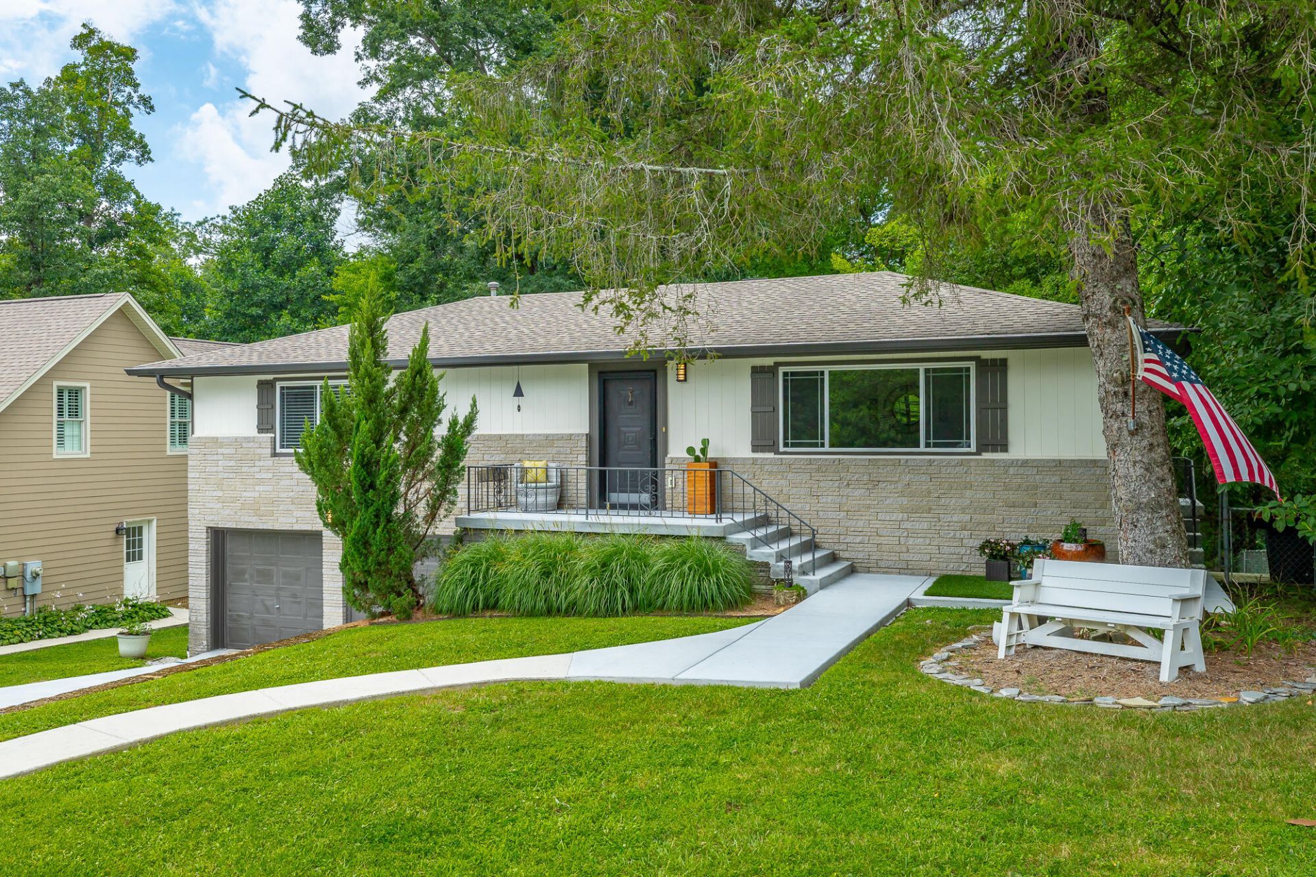 108 Forrest Avenue, Lookout Mountain, TN 37350 Main Photo