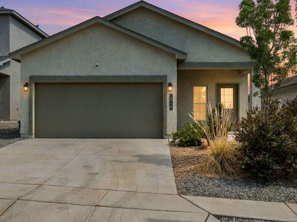 10725 Aspiration Lane SW, Albuquerque, NM 87121