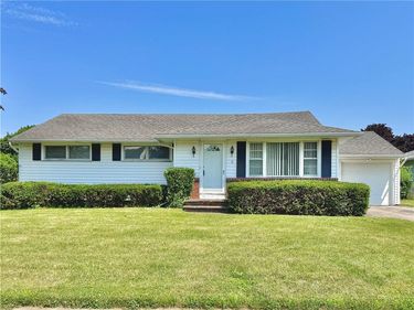6 Worthington Road, Rochester, NY 14622