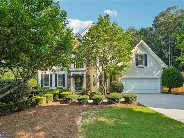 5035 Hampshire Court, Suwanee, GA 30024