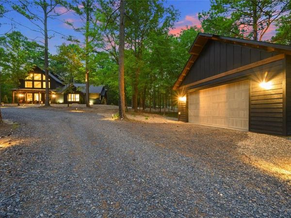 590 Three Creeks Road, Broken Bow, OK 74728