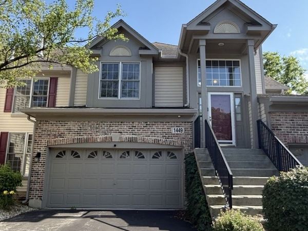 1449 Whitespire Court, Naperville, IL 60565
