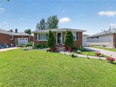 30 Augusta Avenue, Buffalo, NY 14226