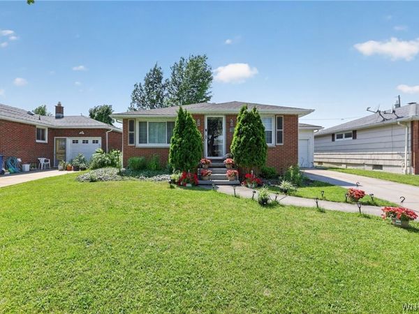 30 Augusta Avenue, Buffalo, NY 14226