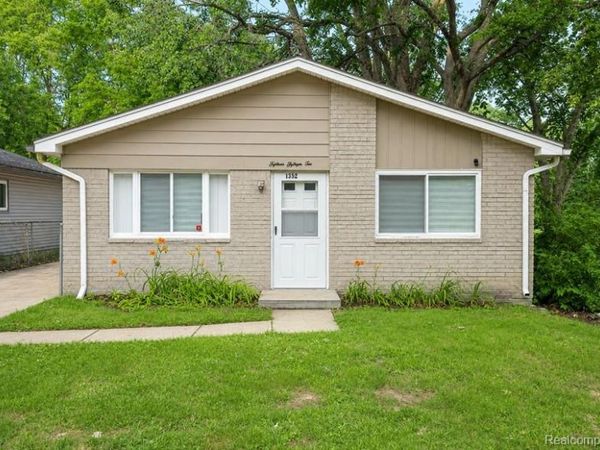 15152 McGuire Street, Taylor, MI 48180