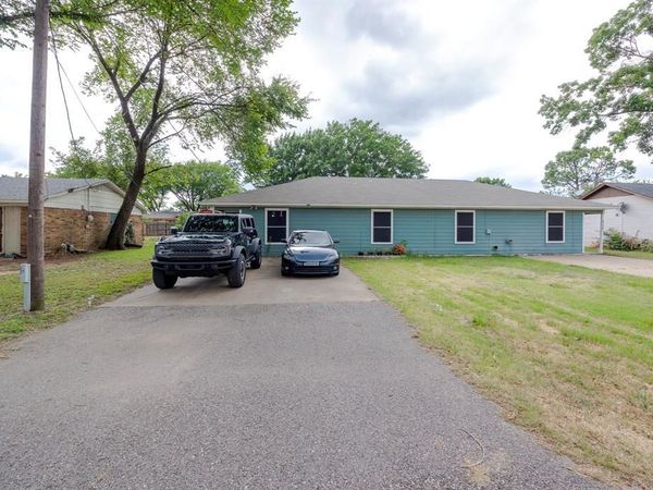 613 N Cherry Street, Unit A, Aubrey, TX 76227