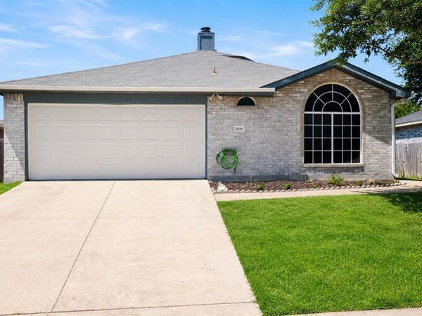 1011 Waterview Drive, Little Elm, TX 75068