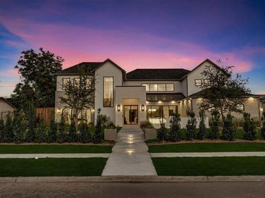 10050 Gooding Drive, Dallas, TX 75229