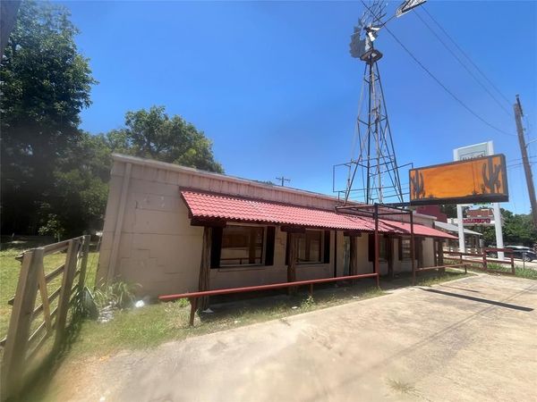 406 N Second Street , Hico, TX 76457
