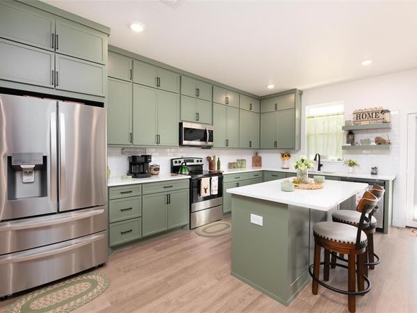 209 Lanai Drive, Runaway Bay, TX 76426