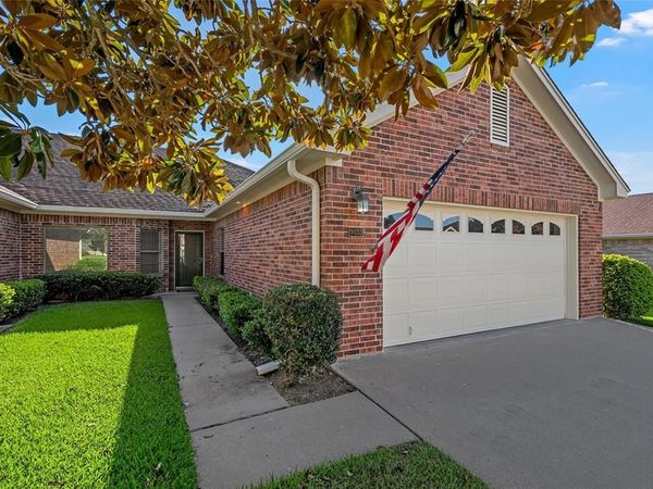 9033 Darby Lane , Waco, TX 76712