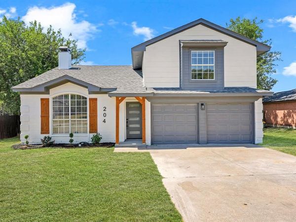 204 Briarglen Drive, Cedar Hill, TX 75104