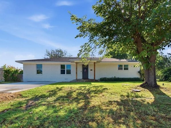 507 S Colorado Street, Whitney, TX 76692