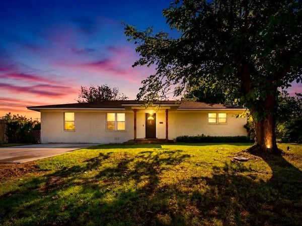 507 S Colorado Street, Whitney, TX 76692