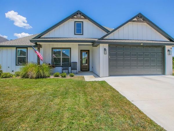 5305 Black Horse Court , Waco, TX 76708
