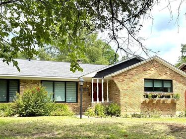 6755 E Mockingbird Lane, Dallas, TX 75214