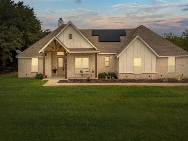 560 Wilson Bend Road, Millsap, TX 76066