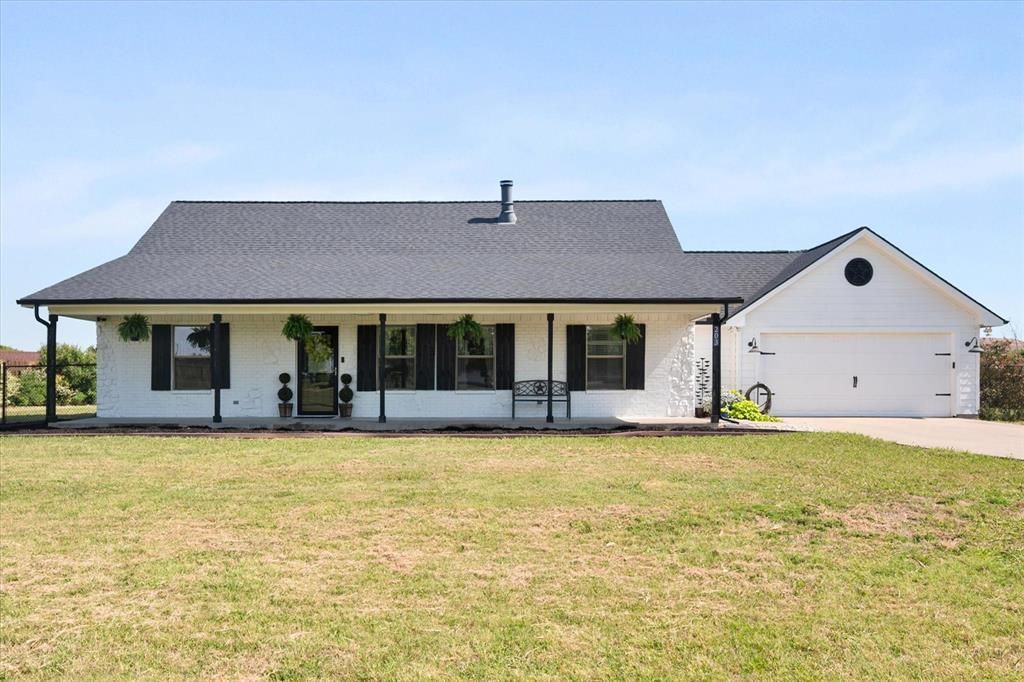 203 Mulkey Road, Waxahachie, TX 75167 Main Photo