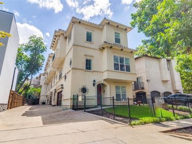 3827 Holland Avenue, Unit B, Dallas, TX 75219