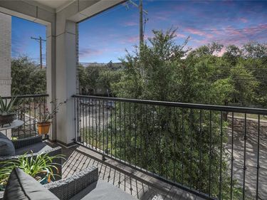 7333 Valley View Lane, Unit 607, Dallas, TX 75240