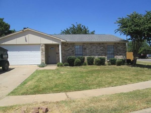6329 Sunrise Drive , North Richland Hills, TX 76182