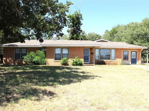 860 N Harbin Drive, Stephenville, TX 76401