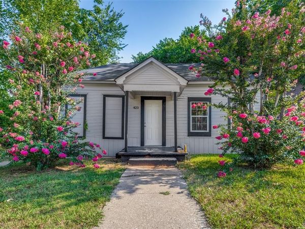 423 W Munson Street , Denison, TX 75020