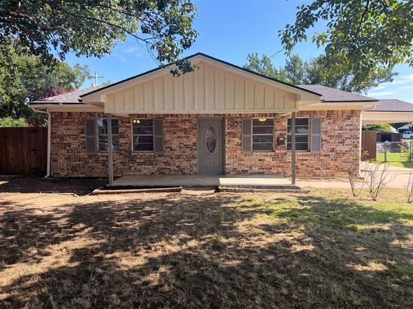 502 Jennings Street, Nocona, TX 76255