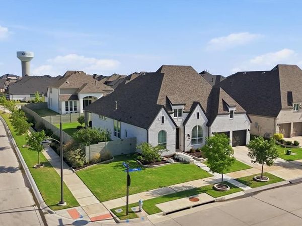 2112 Strolling Way, Argyle, TX 76226