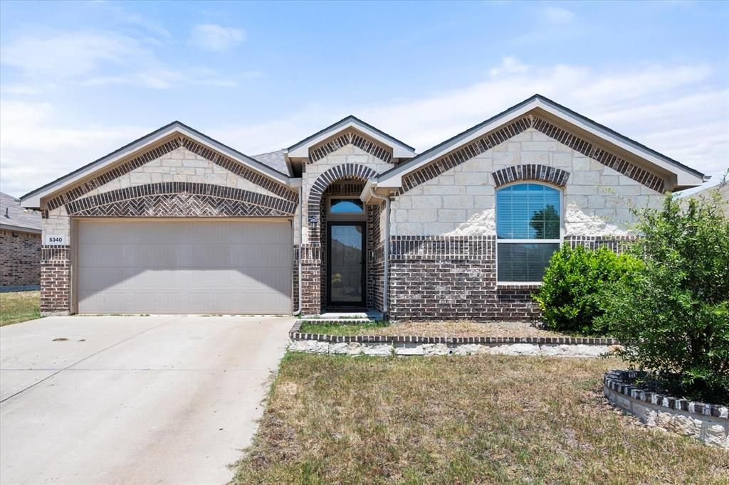 5340 Brentlawn Drive, Fort Worth, TX 76179 Main Photo