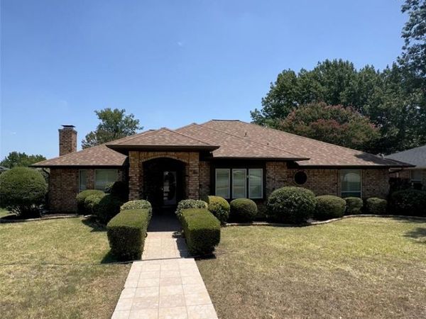 2800 Clearmeadow Street, Bedford, TX 76021