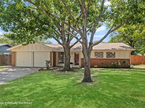 1332 Harrison Lane, Hurst, TX 76053