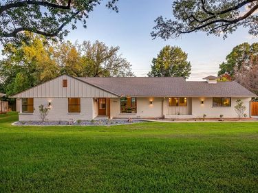 3936 Floyd Drive, Fort Worth, TX 76116