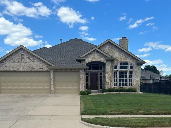 803 Sugar Hill Avenue, Cleburne, TX 76033