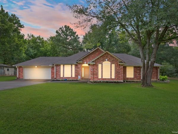 810 Robindale Lane, Fairfield, TX 75840