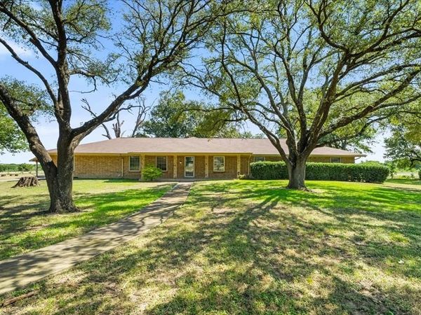 1642 NW County Road 1040, Corsicana, TX 75110