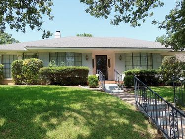 1804 High Vista Court, Fort Worth, TX 76112