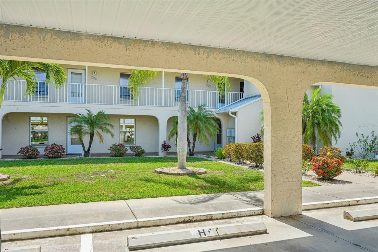 220 Coldeway Drive , Unit 124, Punta Gorda, FL 33950 Photo